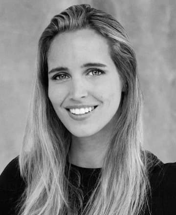 Julia Nasi | Team Members | Napier Sterling